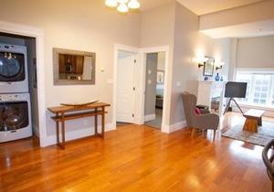 #127 Quadra St - 1 Bedroom Condo in Downtown Heritage Building