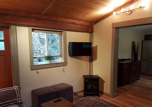 1BR, Garden View, Pet Friendly, Hot Tub, Sleeps 4
