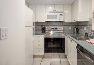 1BR | Northstar | King Bed | Village Location | Pool and Hot Tub | Secure and Free Parking