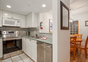 1BR | Northstar | King Bed | Village Location | Pool and Hot Tub | Secure and Free Parking