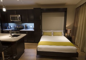 2 BDRM OCEAN/BEACH FRONT ROTATING CONDO!