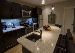 2 BDRM OCEAN/BEACH FRONT ROTATING CONDO!