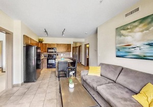 2 Bed 2 Bath Corner Unit Overlooking Pool 501