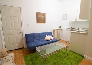 2 Bedroom apt. near Kensington Market unit 5