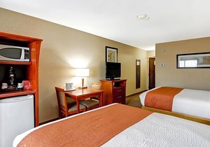 2-Star Hotel ∙ Quality Inn - Kitchener