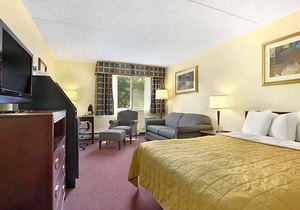 2-Star Hotel ∙ Travelodge by Wyndham Ottawa East