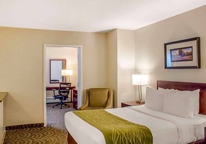 2-Star Hotel ∙ Comfort Inn Halifax