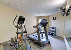 2-Star Hotel ∙ Comfort Inn St. Catharines Niagara