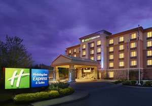 2-Star Hotel ∙ Holiday Inn Express & Suites Huntsville, an IHG Hotel