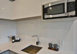 205, 1 Bedroom - Downtown Collingwood, Luxury Boutique Hotel.