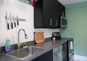 218 Comfy Work From Home Ready w/Excellent Kitchen