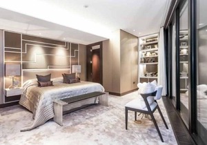224 A Queens Quay W Toronto