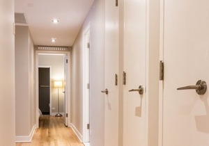 #26-3435 · Airy Apartment in City Centre 99 Walk Score in Montreal