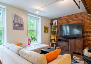 2BD Gastown modern apt!