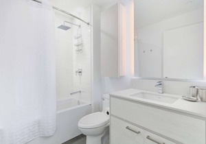 3 Bedroom/2 Bathroom Suite
