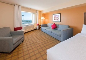 3-Star Hotel ∙ Four Points by Sheraton Niagara Falls Fallsview