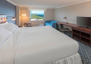 3-Star Hotel ∙ Four Points by Sheraton Niagara Falls Fallsview
