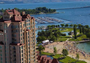 #312 Sunset Waterfront Resort Luxury Two Level Townhome