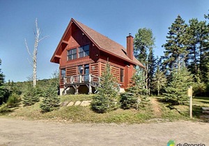 4-Bedroom Chalet Fraternite in Lac-Superieur Tremblant