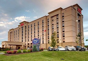 4-Star Hotel ∙ Hampton Inn & Suites by Hilton Dartmouth - Halifax