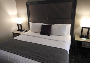 4-Star Hotel ∙ Chateau Bedford Trademark Collection by Wyndham