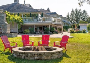 4-Star Hotel ∙ South Thompson Inn & Conference Centre