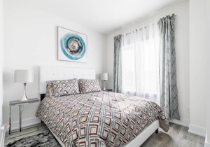 4BR 3BA Townhouse on Lake Ontario. Free parking. Gym (4)