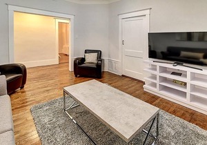 5 Bedroom family home in Outremont W/3 Parkings