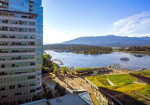 5-Star Hotel ∙ Fairmont Pacific Rim