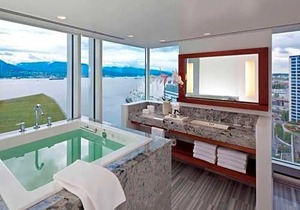 5-Star Hotel ∙ Fairmont Pacific Rim