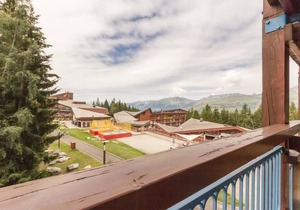 50m from resort center, 4th floor, balcony, tv, 24m², Les Arcs