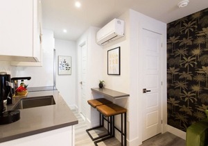 6768 - 104 · Palms Little Italy Studio with full bathroom by Denstays