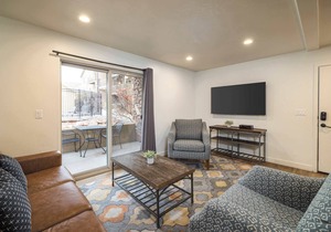 6D Moab RedCliff Condo Pet Friendly Pool and Hot Tub