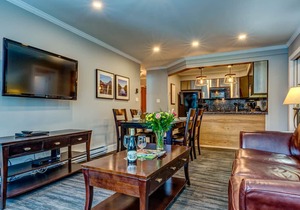 Acer Vacations | Clean Family Oriented 2 Bed 2 Bath |Ski-in Ski-out | Sleeps 8 | Greystone Lodge