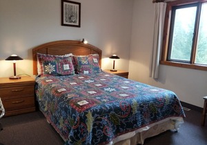 Alpine Meadows Lodge - Queen Room