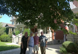 Ambassador B&B Guest Home