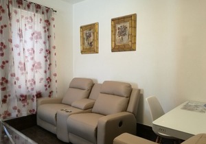 Ambassador's Inn Next Door - Deluxe Suite(Suite 2) in Stratford