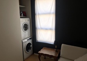 Apartement in the heart of Montreal Little Italy.