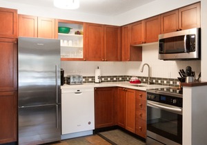 Attractive Townhouse in Whistler Village w/Hot Tub