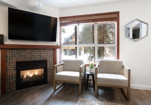 Attractive Townhouse in Whistler Village with Hot Tub