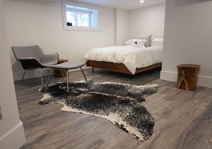 B-1, 2 Bedroom - Downtown Collingwood, Luxury Boutique Hotel.