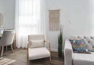Bakan -Cozy 1BD 1BA-Downtown-4Guests