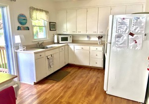 Bay Beach Cottage in Crystal Beach.perfect for a quiet getaway.