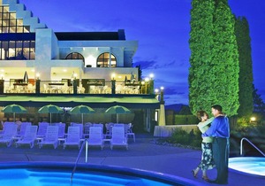 Beautiful 1 bedroom unit at resort, sleeps 4