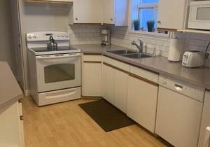 Beautiful Cardston Home (whole house)!