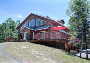 Beautiful cottage in Val-David - Log house #7