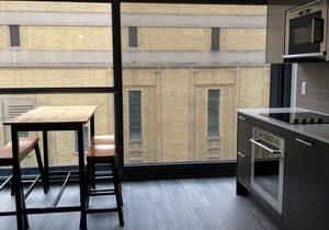 Beautiful Furnished Condo next to College Subway Station