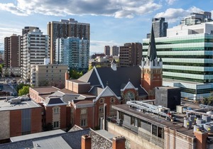 Beautiful one (1) bedroom Apartment Downtown Calgary