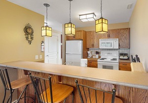 Beautifully-Appointed Condo w/Furnished Balcony, Free WiFi, Private Washer/Dryer