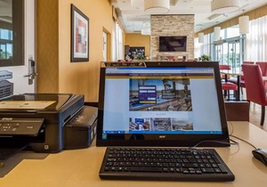 Best Western Plus Bowmanville